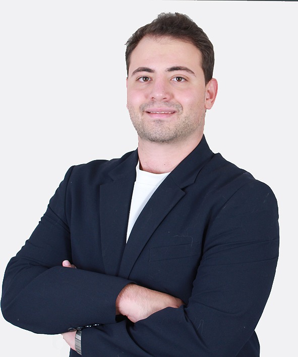 Alpemir Karasıl profesyonel portresi